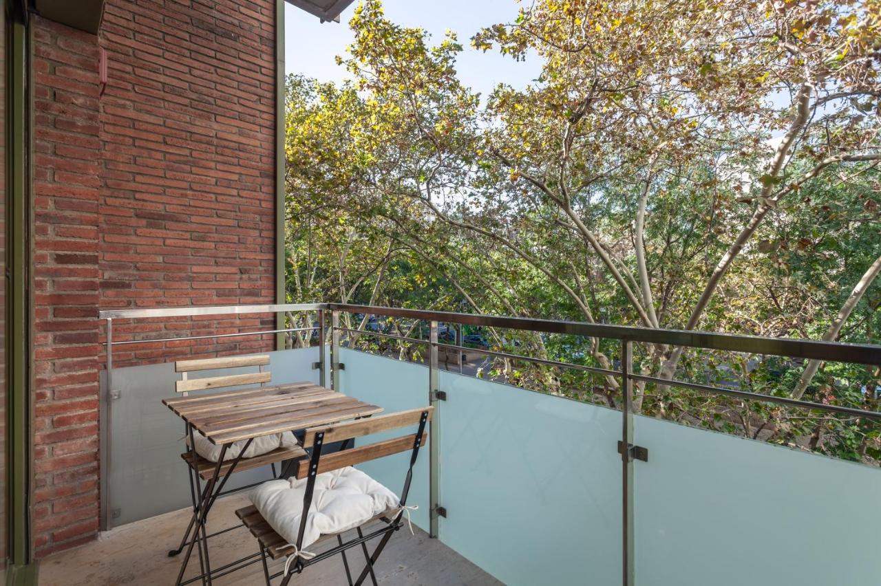 Cozy Apartment Les Corts Barcelona Kültér fotó